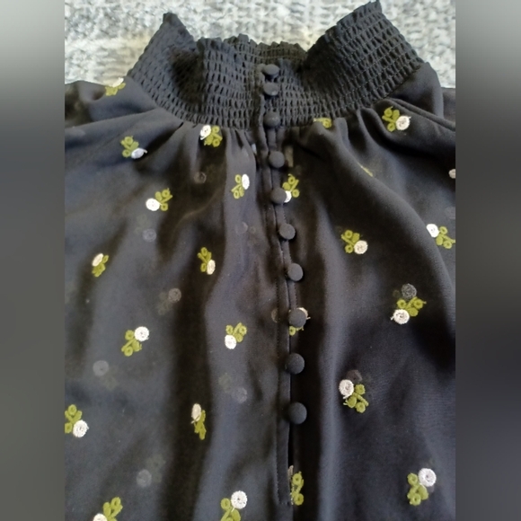 CABI Sheer Black Embroidered Floral Blouse Sz M Romantic Dark Angel Fairy Date - Picture 8 of 13